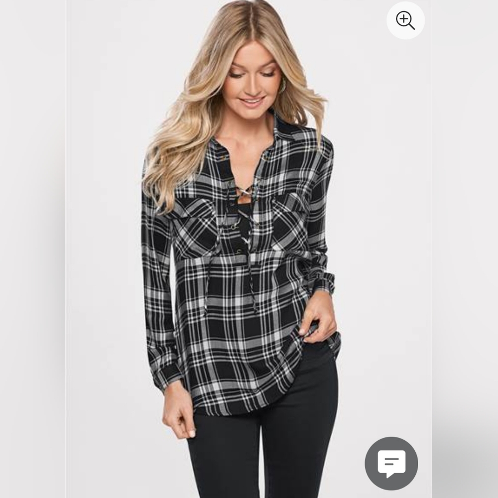 Women's Venus Long Sleeve Lace up Top Black and White Plaid XS